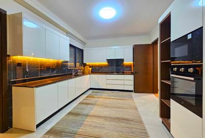 Serviced 4 Bed Apartment with En Suite at Kileleshwa - 2