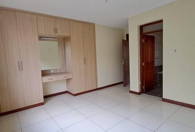 2 Bed Apartment with En Suite at Lavington