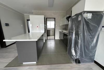2 Bed Apartment with En Suite at Riverside