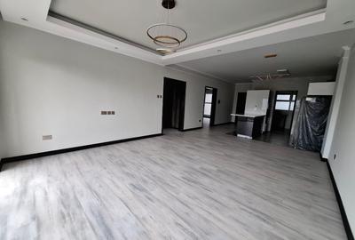 2 Bed Apartment with En Suite in Westlands Area