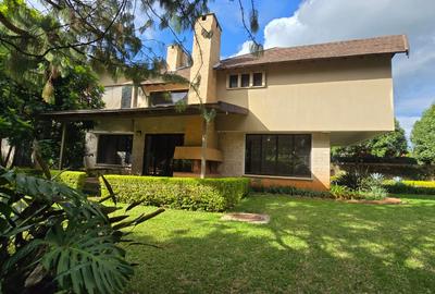4 Bed House with En Suite in Runda