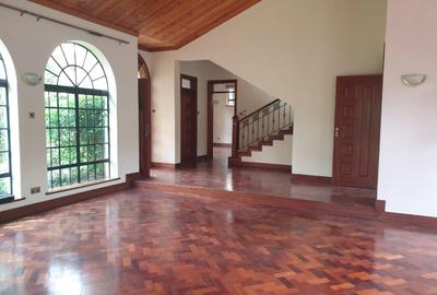 2 Bed House with En Suite in Kitisuru