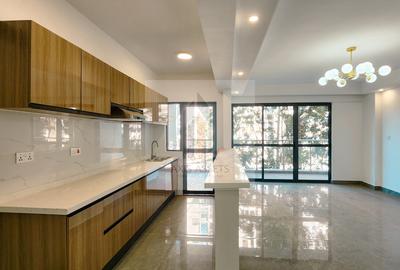 2 Bed Apartment with En Suite at Riverside Drive
