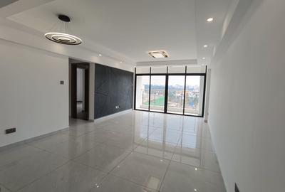 2 Bed Apartment with En Suite at Westlands Rd