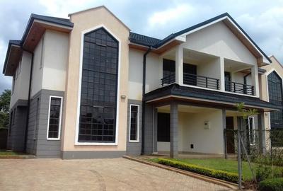 4 Bed Townhouse with En Suite in Kitisuru