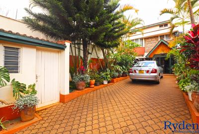 3 Bed Townhouse with En Suite at Waiyaki Way