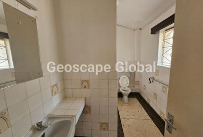 4 Bed House with En Suite in Thigiri