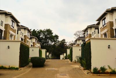 4 Bed Villa with En Suite in Kitisuru