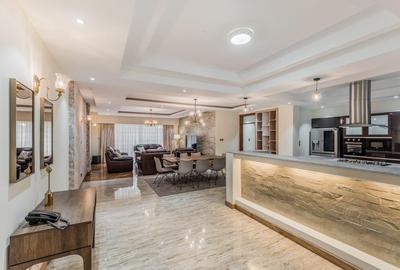 Furnished 4 Bed Apartment with En Suite in Kileleshwa