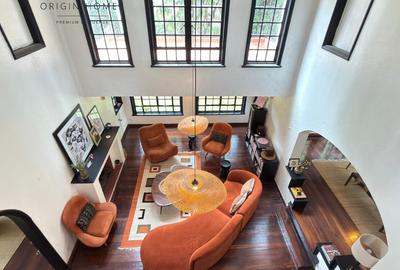 4 Bed Townhouse with En Suite at Riverside - 3