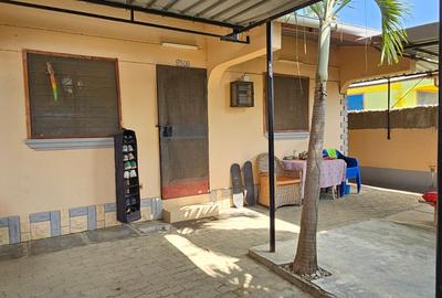 2 Bed House with En Suite in Bamburi - 2