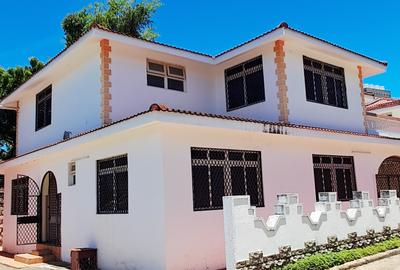 4 Bed Villa with En Suite at Nyali