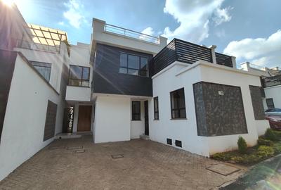4 Bed Townhouse with En Suite at Kirawa Road - 2