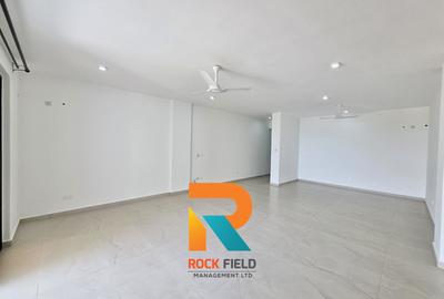 3 Bed Apartment with En Suite in Nyali Area - 4