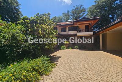 4 Bed House with En Suite in Runda