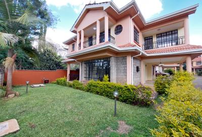 5 Bed Townhouse with En Suite at Convent Drive - 2