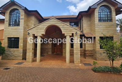 4 Bed House with En Suite in Runda