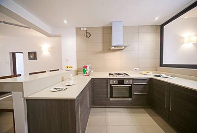 3 Bed Apartment with En Suite in Nyali Area - 4
