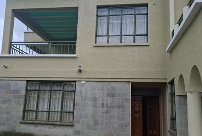 3 Bed House with Garden in Karen