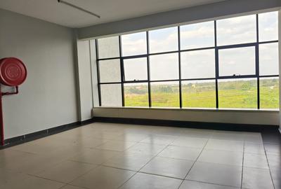 5,000 ft² Office with Service Charge Included in Tatu City - 4