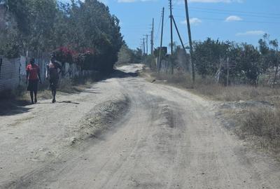 Land at Nairobi -Namanga Highway - 4