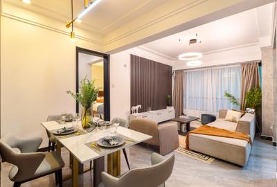 2 Bed Apartment with En Suite in Lavington - 2