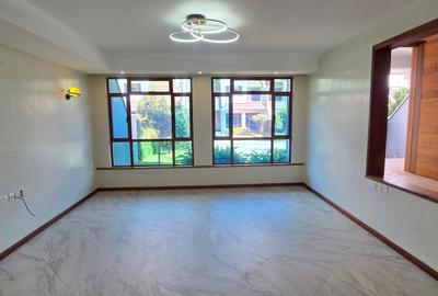 5 Bed Townhouse with En Suite at Eastern Bypass - 3