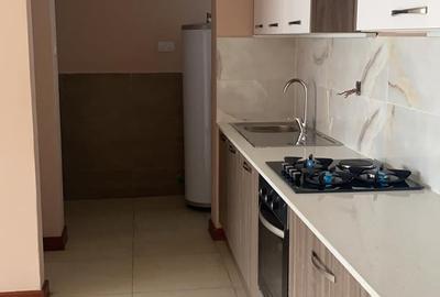 1 Bed Apartment with En Suite at Wood Avenue