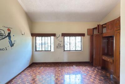 3 Bed Townhouse with Garden in Westlands Area - 4