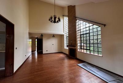 4 Bed Townhouse with En Suite in Kitisuru