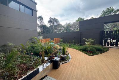 Serviced 2 Bed Apartment with En Suite in General Mathenge