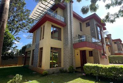 5 Bed Townhouse with En Suite in Lavington