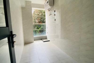 3 Bed Apartment with Gym at Wood Avenue - 4