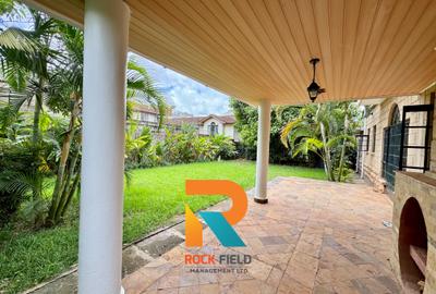 5 Bed Townhouse with En Suite in Kitisuru - 2