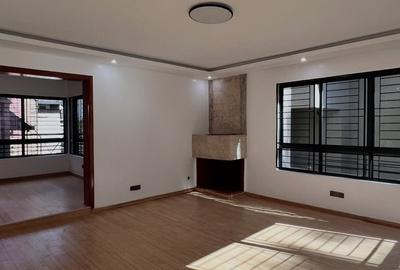 6 Bed Townhouse with En Suite at Kabasiran Avenue - 3