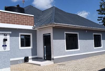 4 Bed House with En Suite at Mugutha