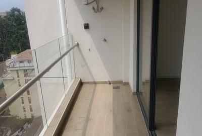 1 Bed Apartment with En Suite at Westlands - 4