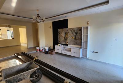 3 Bed House with En Suite at Rimpa - 2