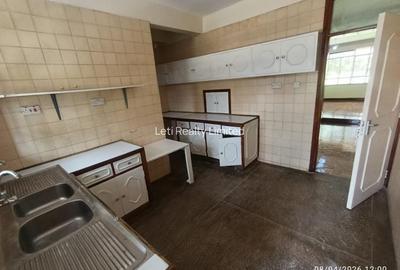 5 Bed Townhouse with En Suite in Kilimani - 3