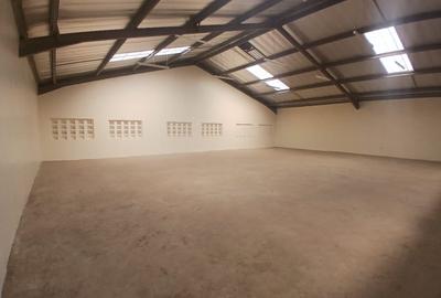 6,778 ft² Warehouse with Parking in Ruaraka - 2