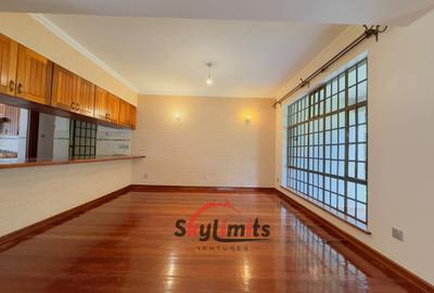 4 Bed Townhouse with En Suite at Spring Valley