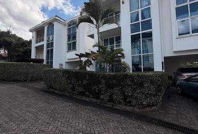 4 Bed Townhouse with En Suite in Lavington