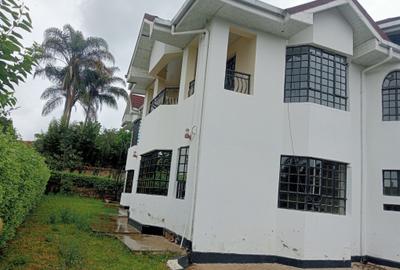 5 Bed House with En Suite at Nyari Central