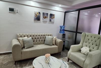 Serviced 1 Bed Apartment with En Suite at Kindaruma Rd