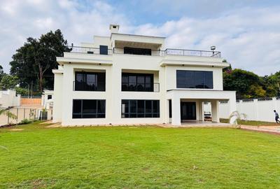 5 Bed Villa with Swimming Pool in Loresho