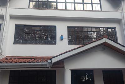 5 Bed Villa with En Suite in Westlands Area - 2