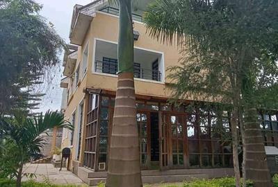 5 Bed House with Staff Quarters in Ruiru