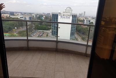 2 Bed Apartment with En Suite in Westlands Area - 3