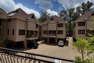 5 Bed Townhouse with En Suite at Muthangari Drive