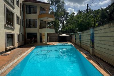 3 Bed Apartment with En Suite in Kilimani